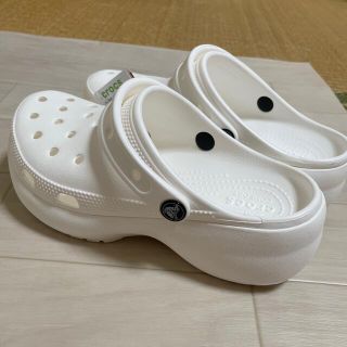 クロックス サンダル(レディース)(厚底)の通販 100点以上 | crocsの ...