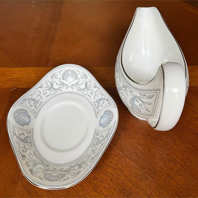 美品  ウェッジウッド Wedgwood ドルフィンホワイト  2点セット