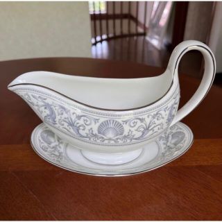 ウェッジウッド(WEDGWOOD)の【黒壺美品】ウェッジウッド★ドルフィンホワイト★ソースボード(食器)