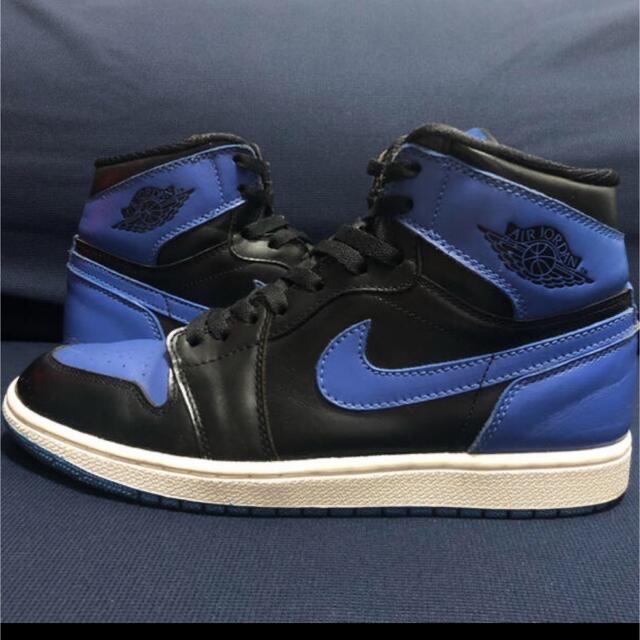 yzerr着用　Vlone airjordan 1ロイヤル2015