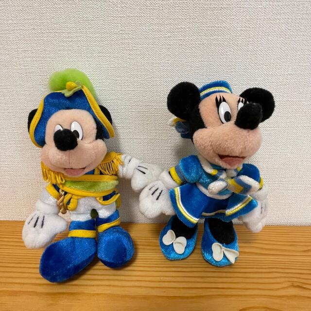 上海ディズニー　9月ミニー　バッジ