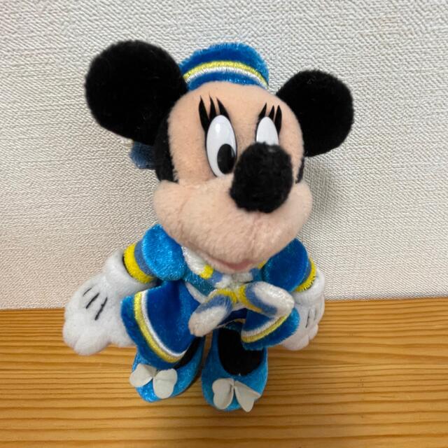 上海ディズニー　9月ミニー　バッジ