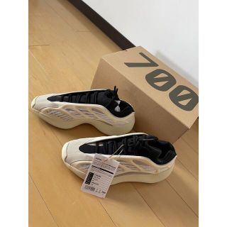 アディダス(adidas)のYEEZY 700 V3 AZAEL FW4980 サイズ28.5(スニーカー)