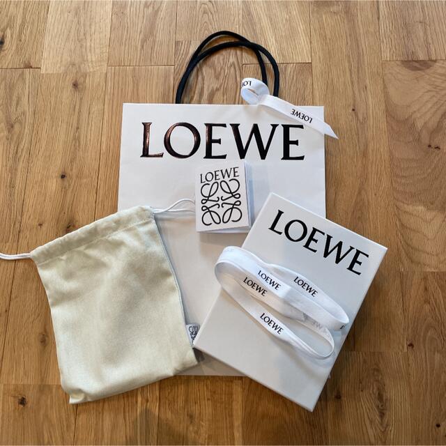 LOEWE ショップ袋と空箱 - ラッピング・包装