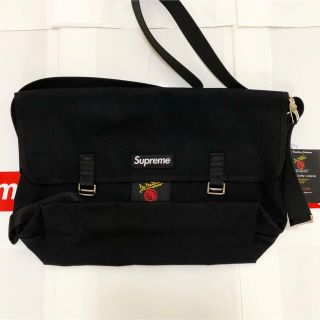 シュプリーム(Supreme)のde martini messenger bag(メッセンジャーバッグ)