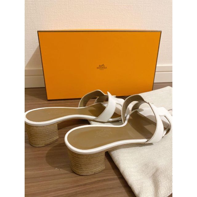 Hermes - 【美品】エルメス オアジス白 ブラミンク・ドゥロワー マディソンブルーの通販 by Quiana's shop｜エルメスならラクマ