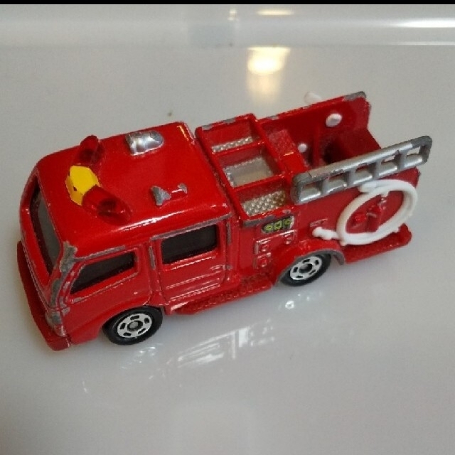 トミカ　MORITA FIRE ENGINE NO.41 エンタメ/ホビーのおもちゃ/ぬいぐるみ(ミニカー)の商品写真