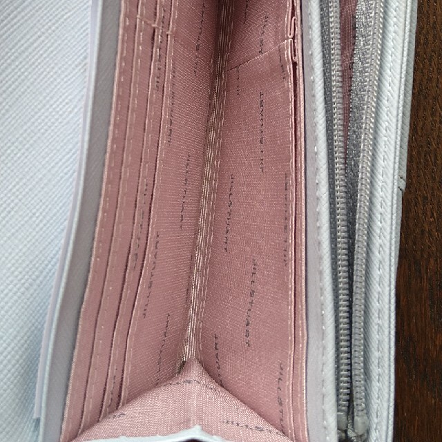 JILLSTUART(ジルスチュアート)のJILLSTUART 長財布 レディースのファッション小物(財布)の商品写真