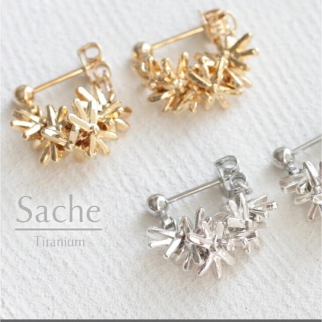 Sache 純チタンピアス 小さなローズマリーの花束 レディースのアクセサリー(ピアス)の商品写真