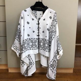 サカイ(sacai)のsacai サカイ ’21SS ペイズリー柄 ブラウス サイズ2 美品(シャツ/ブラウス(半袖/袖なし))