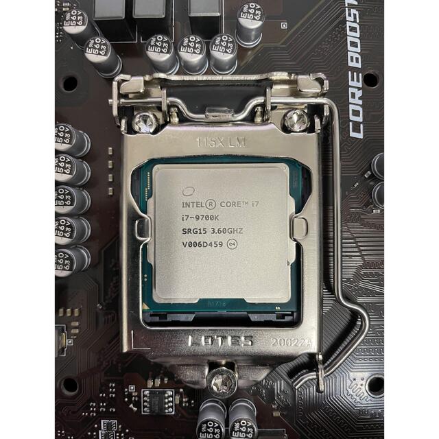 intel CPU Core i7-9700K - PCパーツ