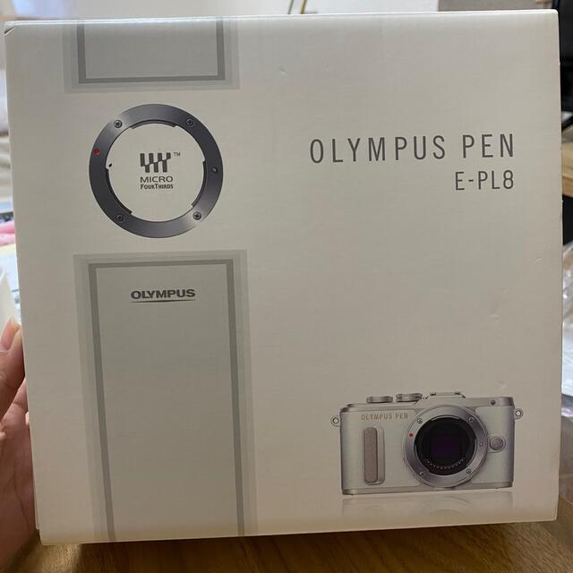 OLYMPUS(オリンパス)のミラーレス一眼 OLYMPUS PEN E-PL8  望遠レンズ付き スマホ/家電/カメラのカメラ(ミラーレス一眼)の商品写真