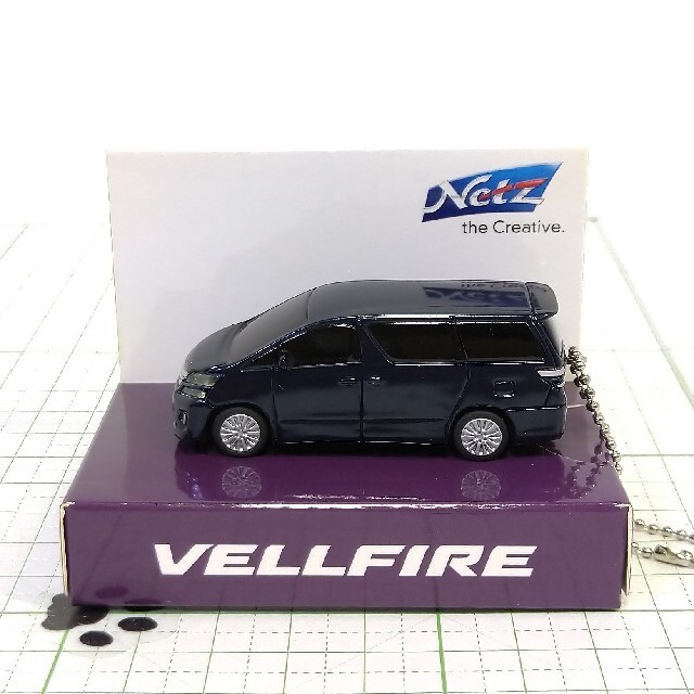 トヨタ(トヨタ)のゆきんこ 様専用  VELLFIRE LED カーキーホルダー 2点セット エンタメ/ホビーのおもちゃ/ぬいぐるみ(ミニカー)の商品写真