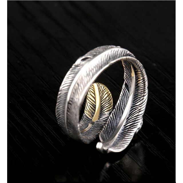 メンズ　リング　指輪 シルバー　羽　フェザー　アンティーク フリーサイズ 銀 メンズのアクセサリー(リング(指輪))の商品写真