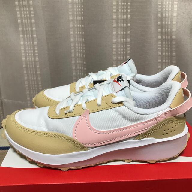 NIKE(ナイキ)の週末セール　NIKE  WMNS WAFFLE DEBUT 24.5cm  レディースの靴/シューズ(スニーカー)の商品写真