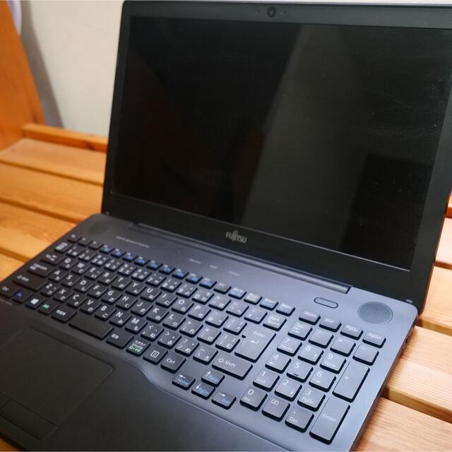 ノートパソコン core i3 6100 12GB 1TB Fujitsu