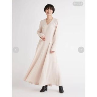 【新品未着用タグ付き】FRAY I.D Vネックロングツイルワンピース