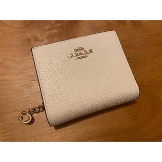 コーチ(COACH)のcoach ミニウォレット 折りたたみ財布 二つ折り財布 ホワイトベージュ(財布)