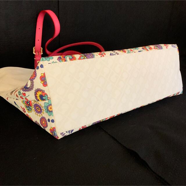 GHERARDINI(ゲラルディーニ)のゲラルディーニ　ショルダー　トート　バッグ　花柄　美品 レディースのバッグ(トートバッグ)の商品写真