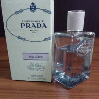 PRADA - プラダ インフュージョン イリス シダーの通販 by パン粉さん