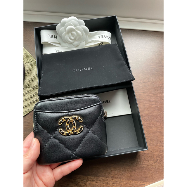 CHANEL - 新品スクエアコインパース ラムスキン ブラック 最新作の通販