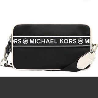 マイケルコース(Michael Kors)の【美品】マイケルコース／ショルダーバッグ／ネイビー(ショルダーバッグ)