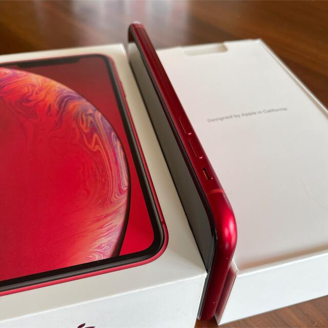 iPhone(アイフォーン)のApple iPhone XR 64GB（PRODUCT）RED SIMフリー スマホ/家電/カメラのスマートフォン/携帯電話(携帯電話本体)の商品写真