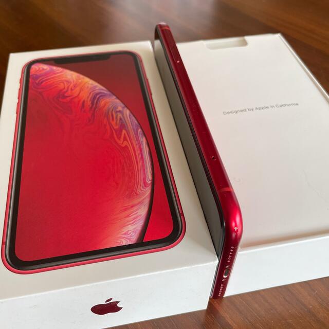 iPhone(アイフォーン)のApple iPhone XR 64GB（PRODUCT）RED SIMフリー スマホ/家電/カメラのスマートフォン/携帯電話(携帯電話本体)の商品写真