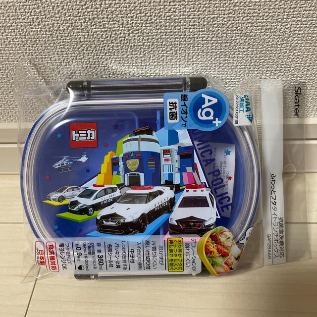 Takara Tomy(タカラトミー)のトミカ  弁当箱  ランチボックス  360ml インテリア/住まい/日用品のキッチン/食器(弁当用品)の商品写真