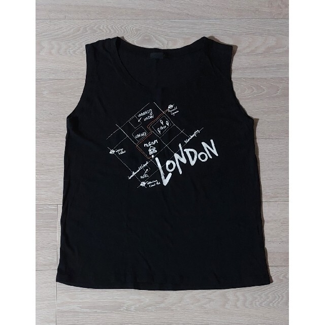 JEANASIS(ジーナシス)のジーナシス　トップス　タンクトップ　黒 レディースのトップス(Tシャツ(半袖/袖なし))の商品写真