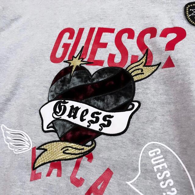 【美品】GUESS トレーナー ワッペン ハート デザイン