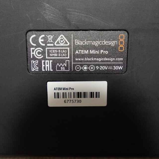 ATEM Mini Pro 本体＋電源コードのみ スマホ/家電/カメラのPC/タブレット(PC周辺機器)の商品写真