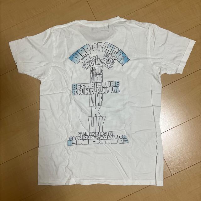 BUMP OF CHICKEN(バンプオブチキン)のBUMP OF CHIKEN リビングデッド　Tシャツ　S エンタメ/ホビーのタレントグッズ(ミュージシャン)の商品写真