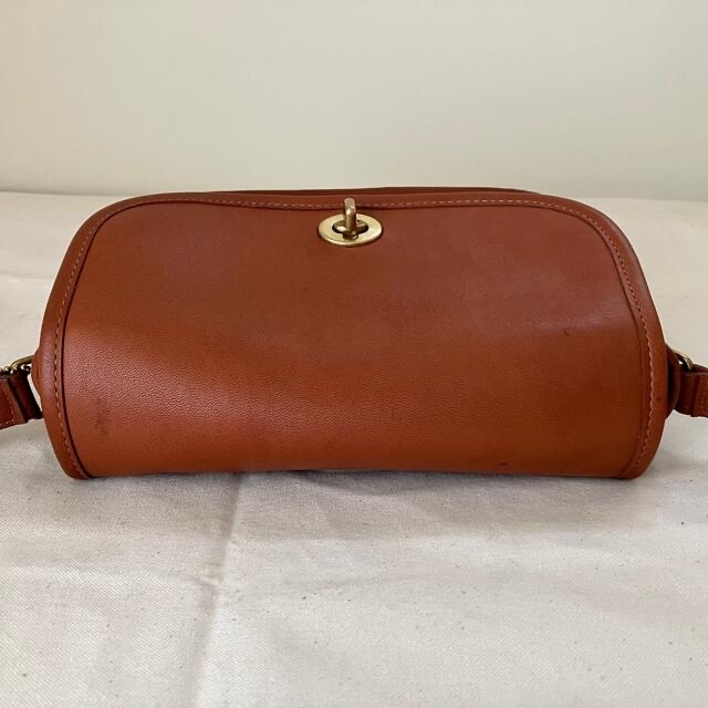 オールドコーチ ショルダーバッグ ブラウン OLD COACH ポーチ オールドコーチ ショルダーバッグ ブラウン OLD COACH ポーチ
