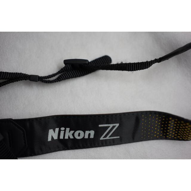 Nikon(ニコン)のNikonZ5 24-50mmレンズキット＋純正レンズフード スマホ/家電/カメラのカメラ(ミラーレス一眼)の商品写真