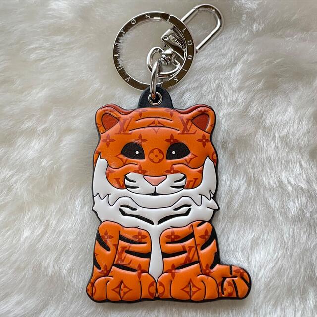 Louis Vuitton MONOGRAM Tiger bag charm and key holder (M77174)