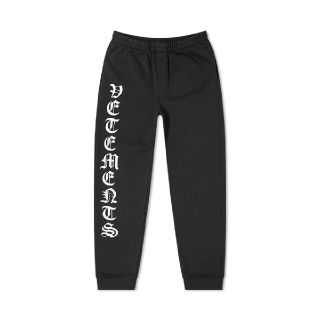 バレンシアガ(Balenciaga)のVETEMENTS GOTHIC VETEMENTS SWEAT PANTS(スラックス)