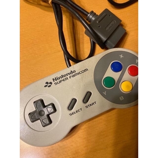 スーパーファミコン(スーパーファミコン)のNintendo SUPER Famicom スーパーファミコン コントローラー エンタメ/ホビーのゲームソフト/ゲーム機本体(その他)の商品写真