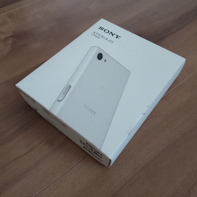 sony xperia z5 compact e5823 美品 4