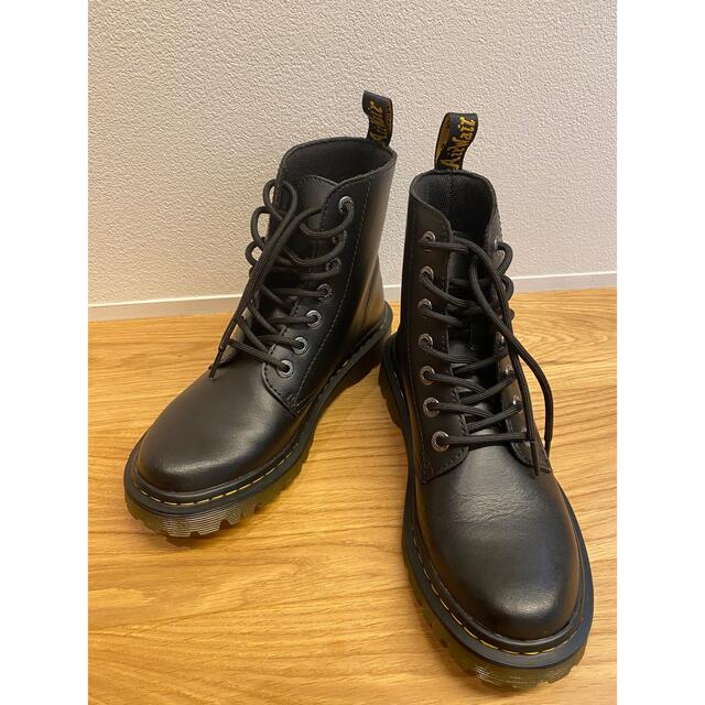 Dr.Martens(ドクターマーチン)のドクターマーチン　8ホール　ブーツ レディースの靴/シューズ(ブーツ)の商品写真