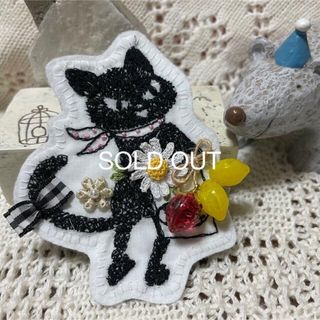 手作りブローチ＊クロッチくんとフルーツのブローチ♪(ブローチ/コサージュ)