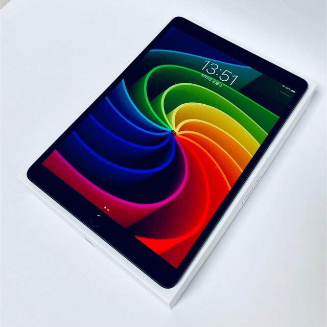 スマホ/家電/カメラApple iPad 第7世代 Wi-Fi 32G 【美品】