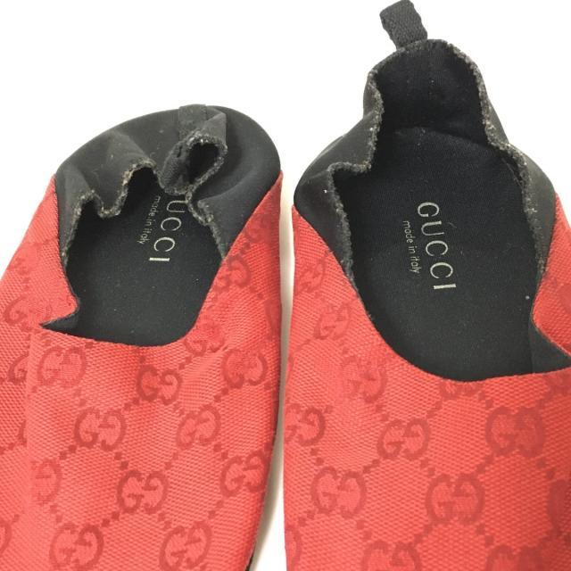 Gucci(グッチ)のGUCCI(グッチ) 靴 レディース - レッド×黒 レディースの靴/シューズ(その他)の商品写真