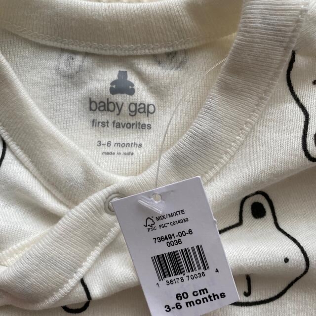 babyGAP(ベビーギャップ)の未使用　ロンパース　 キッズ/ベビー/マタニティのベビー服(~85cm)(ロンパース)の商品写真