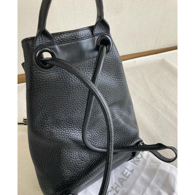 Michael Kors(マイケルコース)の超美品　マイケルコース  レザー　リュック  バックパック レディースのバッグ(リュック/バックパック)の商品写真