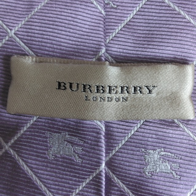 BURBERRY(バーバリー)の🌠BURBERRYのネクタイ①薄い紫色 メンズのファッション小物(ネクタイ)の商品写真