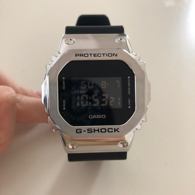 G-SHOCK DIGITAL 5600 （ほぼ新品）