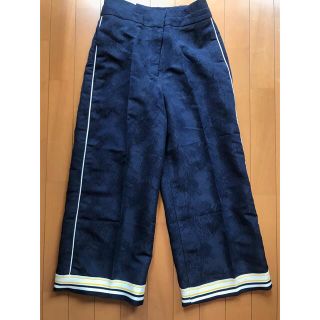 ザラ(ZARA)のZARA ボトムス　レディース(カジュアルパンツ)