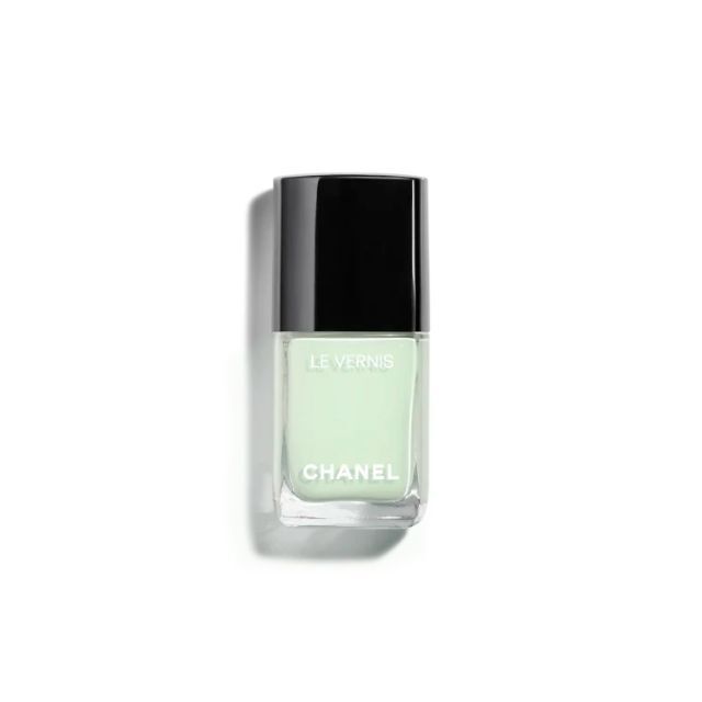 CHANEL(シャネル)のヴェルニ ロング トゥニュネイル エナメルマニキュア935 コスメ/美容のネイル(マニキュア)の商品写真