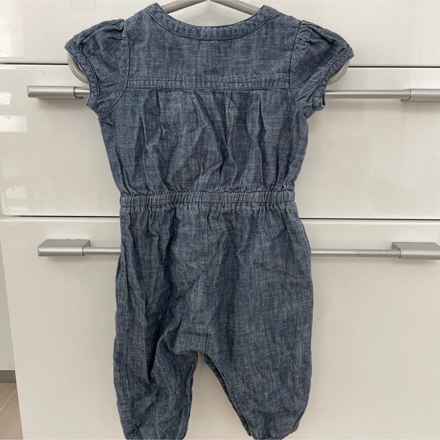 babyGAP(ベビーギャップ)のベビーギャップ　デニム　ロンパース　70 キッズ/ベビー/マタニティのベビー服(~85cm)(ロンパース)の商品写真